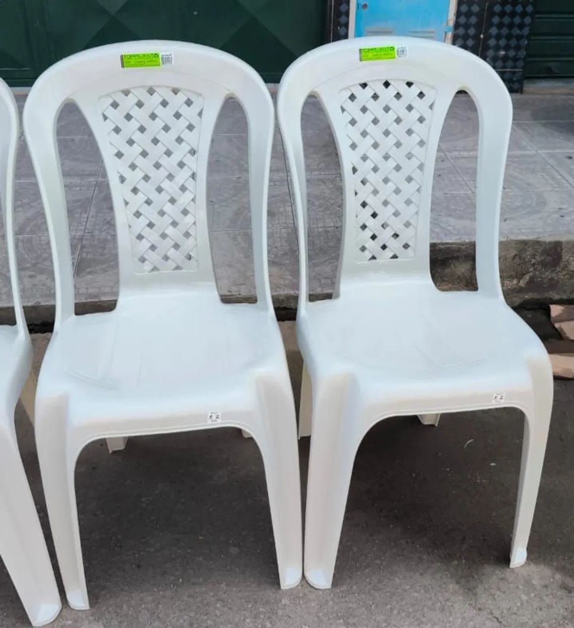 Cadeira de plástico 