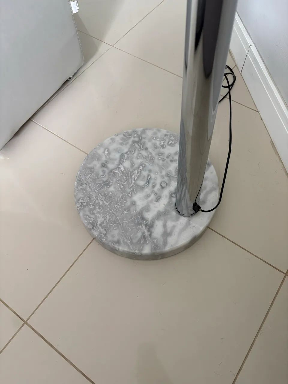 Luminária de chão Orion - Foto 2