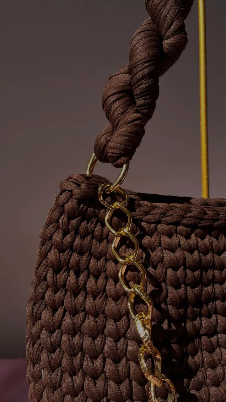 Bolsa de crochê marrom  - Foto 2