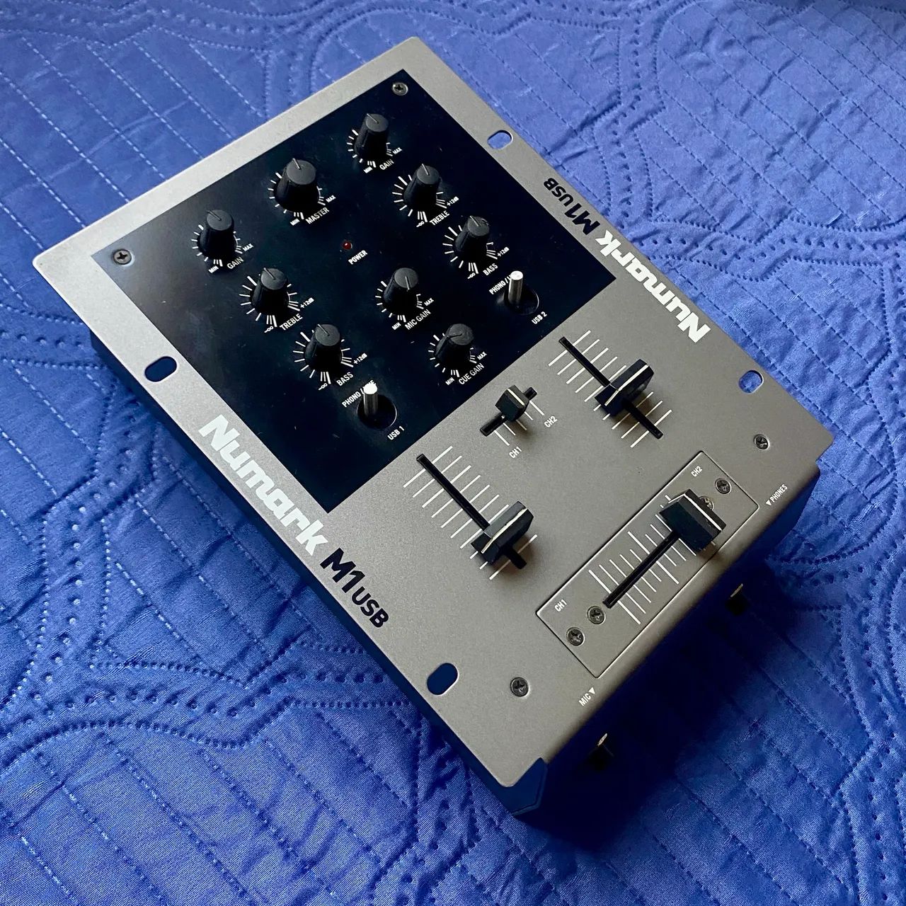 Mixer DJ Numark M1 USB  - Foto 2