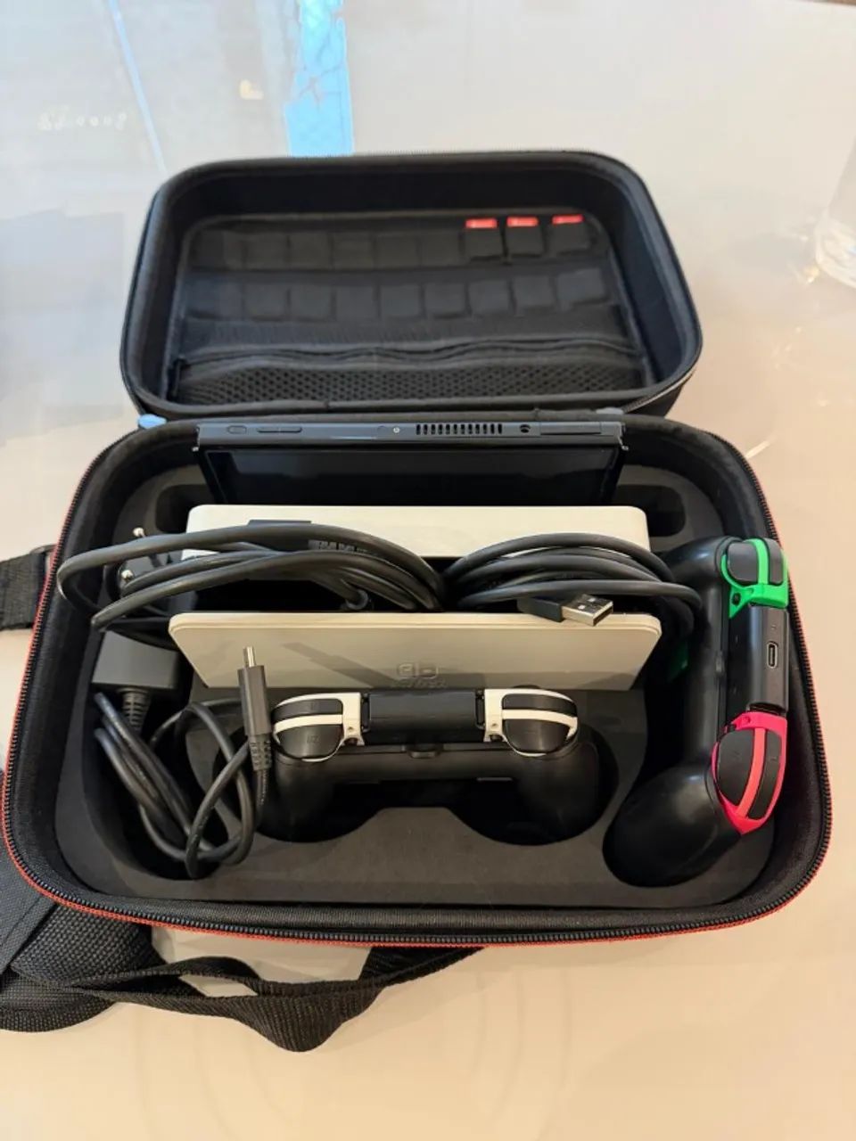 Nintendo Switch OLED + 4 Joy-Con + 3 Jogos + Case + Caixa - Foto 2