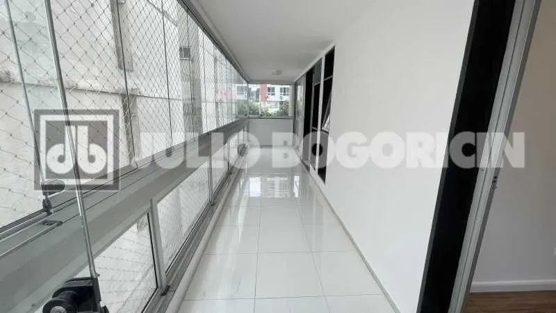 Leblon - Varanda - 3 Quartos - 108m - 2 Vagas de Garagem - Foto 4