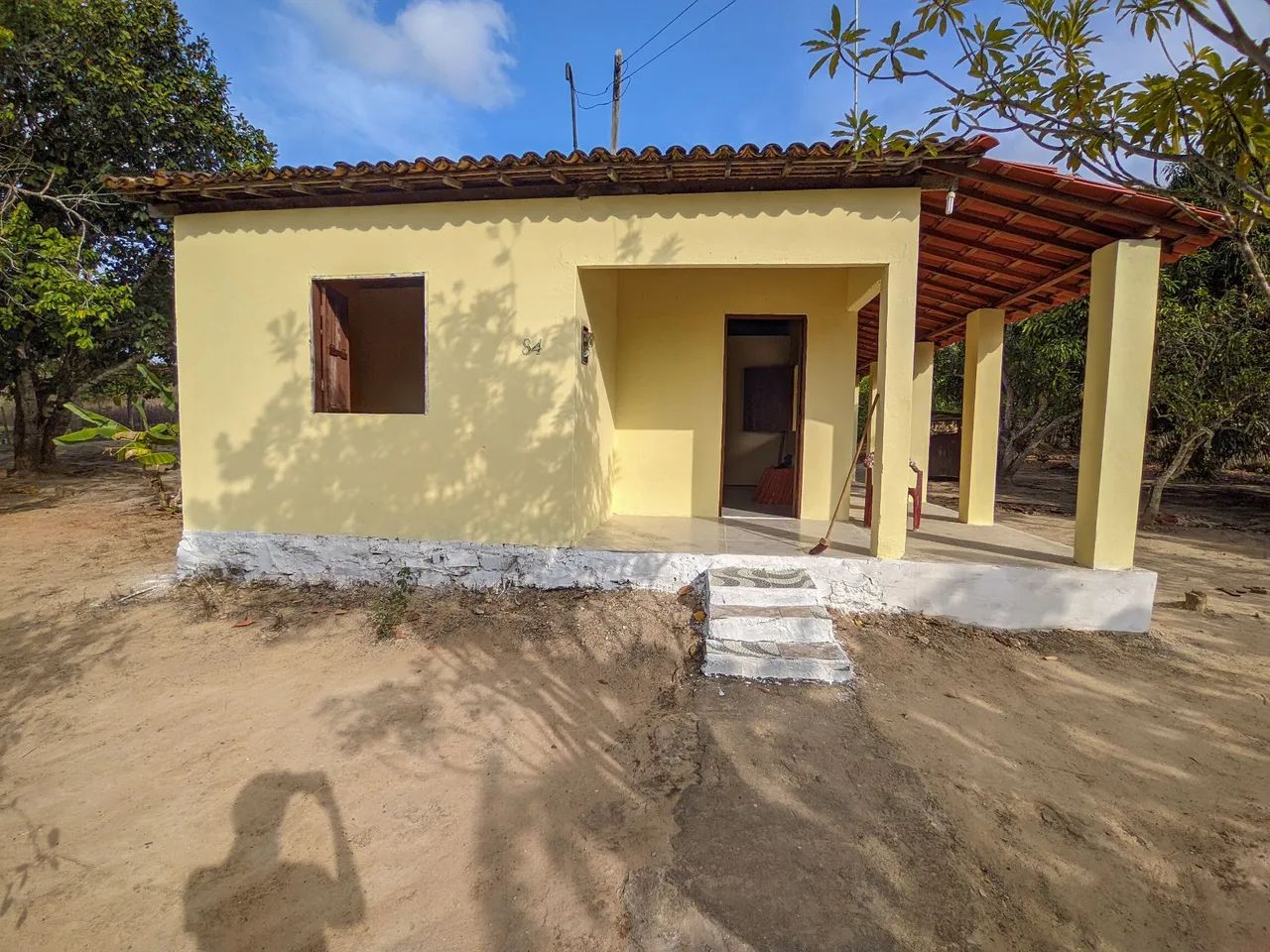 Alugo sítio com casa