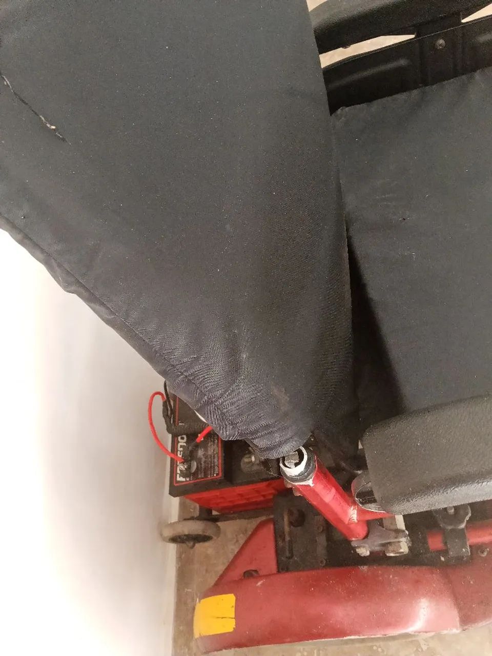 Cadeira de rodas elétrica 