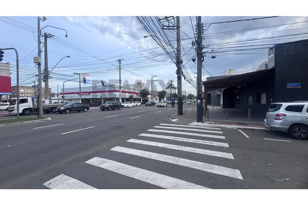 O Poder de Estar no Lugar Certo: Terreno Comercial na Avenida Fernando Ferrari - Foto 2
