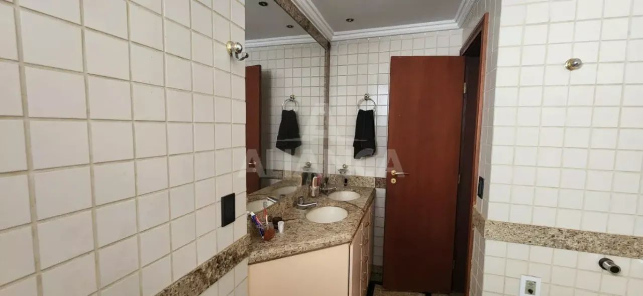 Apartamento para venda, 4 quartos, Fundinho, Uberlândia - Foto 3