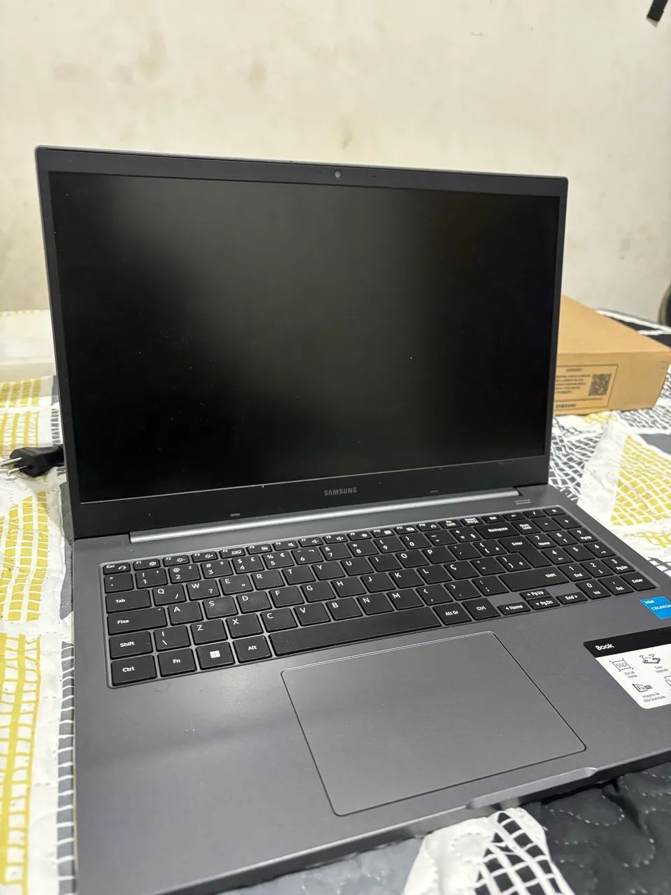 Samsung Book NP550XDA-KP3BR - Foto 2