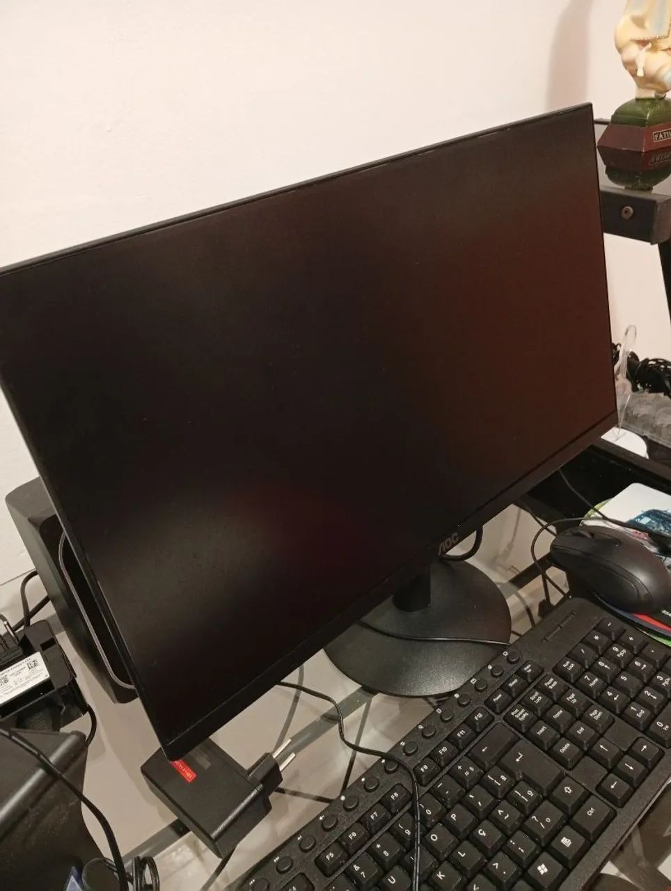 Monitor AOC 21,5 polegadas muito novo!