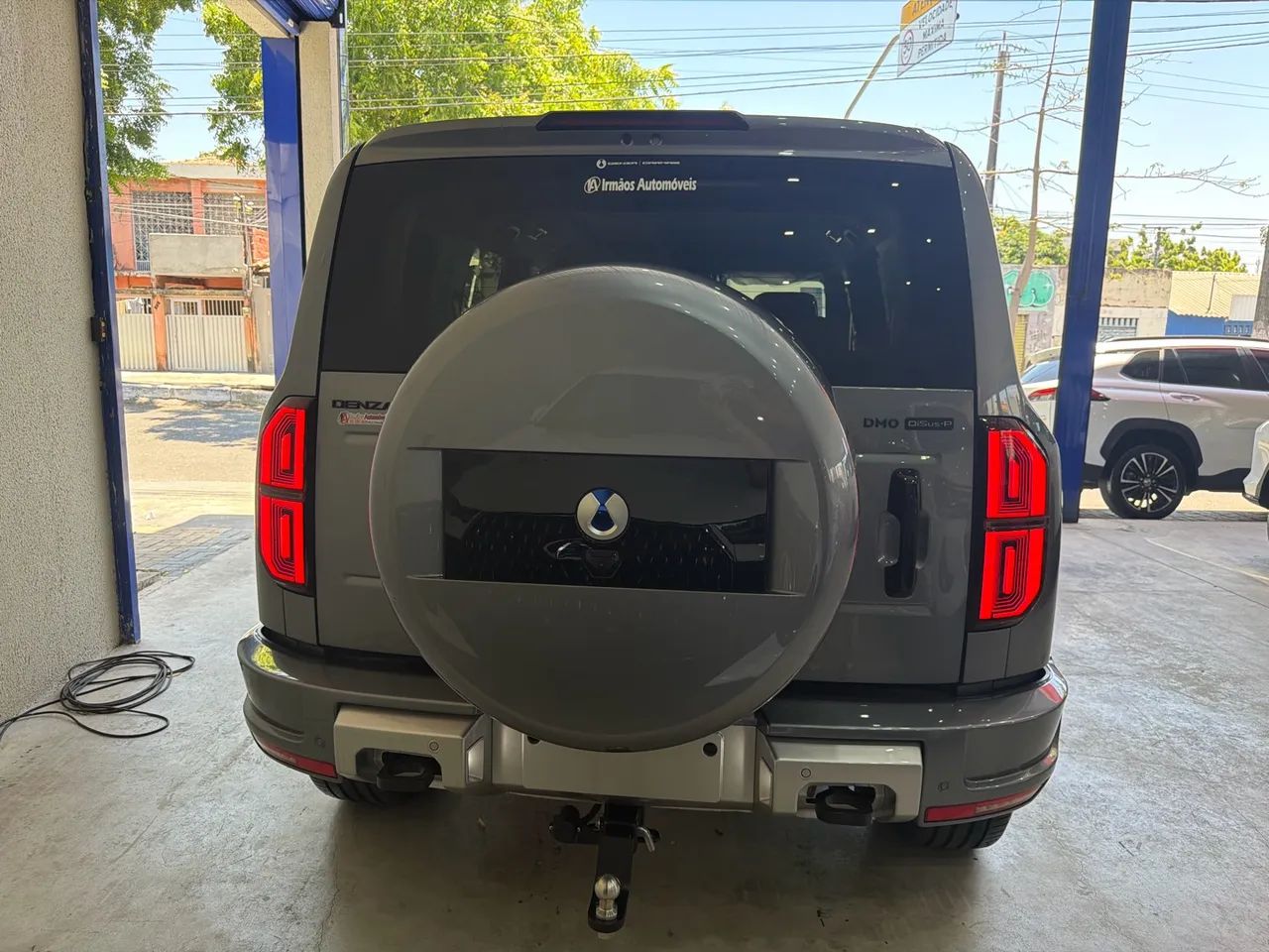 Denza B5 4WD, foto 5 de 18