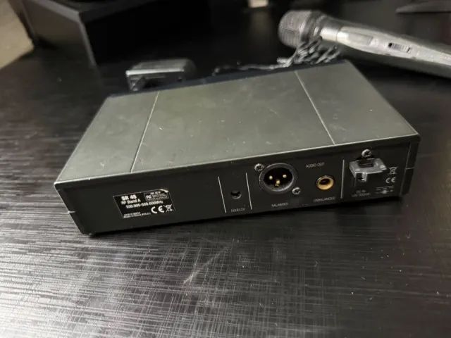 Microfone AKG PW45 VSET SR45 Vocal de Mão Sem Fio Profissional - Foto 4