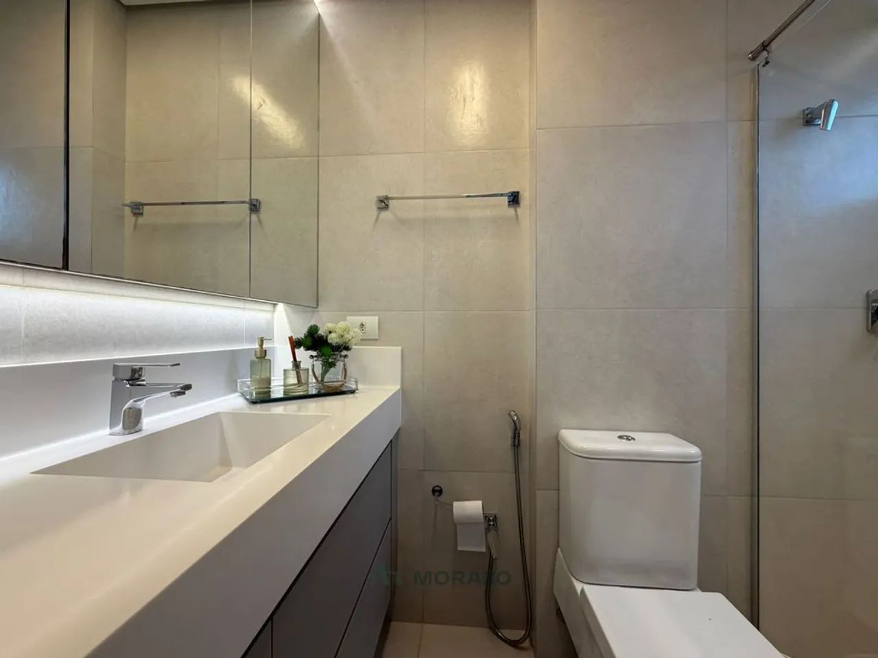Apartamento 100% mobiliado Alto Padrão com 04 suítes - Foto 4