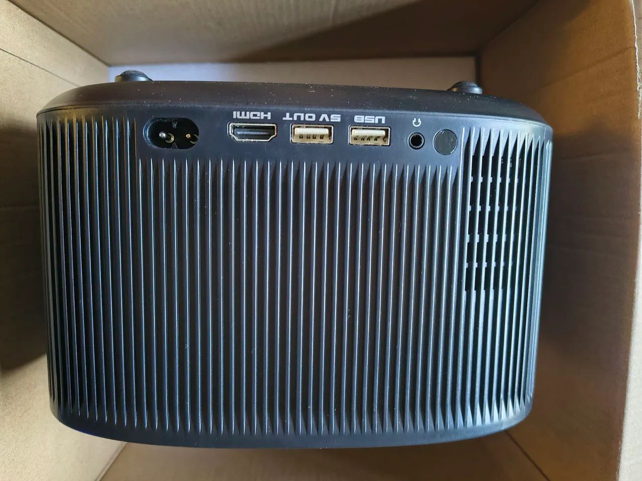 Projetor Byintek X30 - Impecável - Foto 4