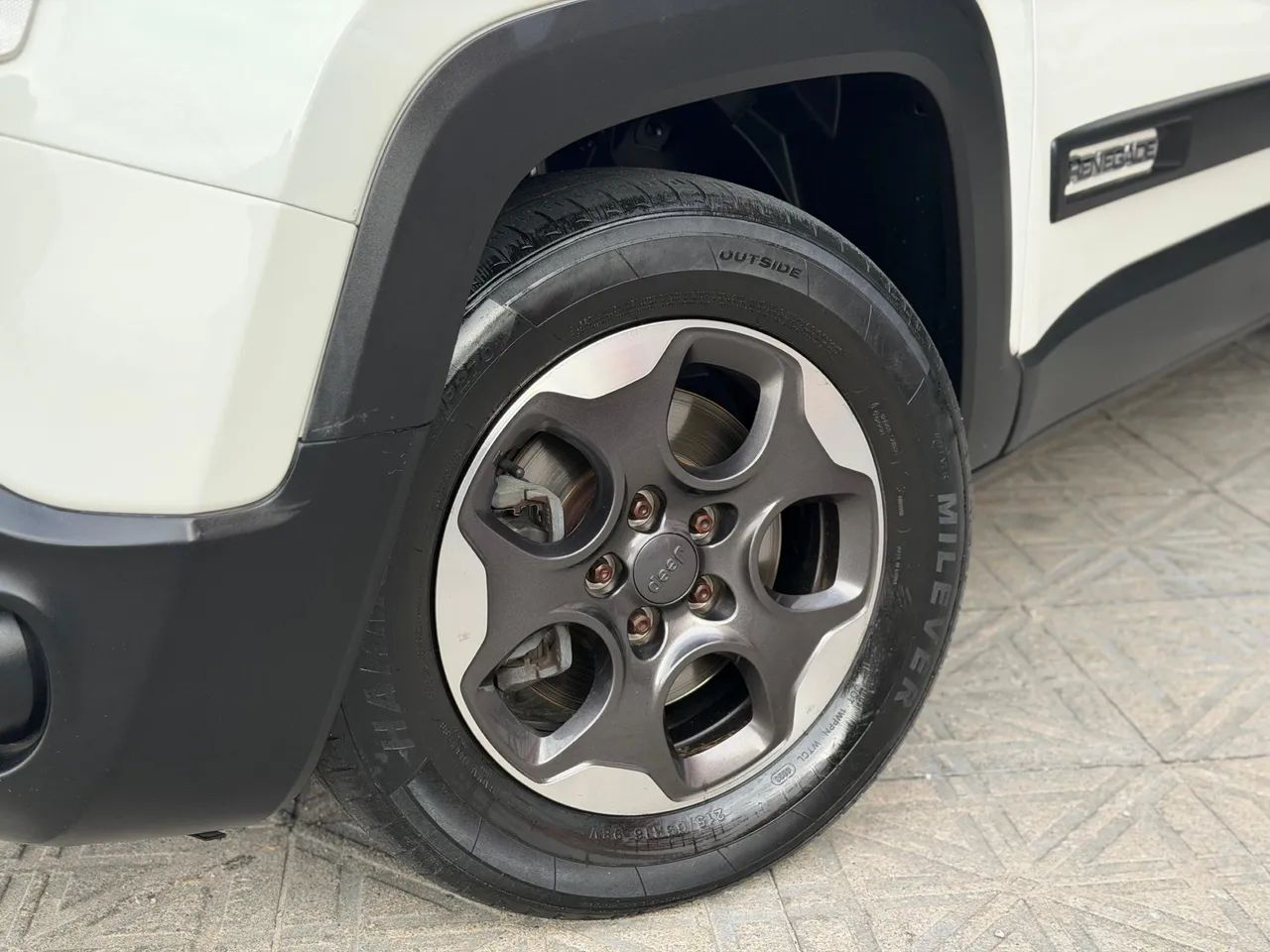 Jeep Renegade 1.8 4X2 Flex 16V Aut. 2019 - Foto 5