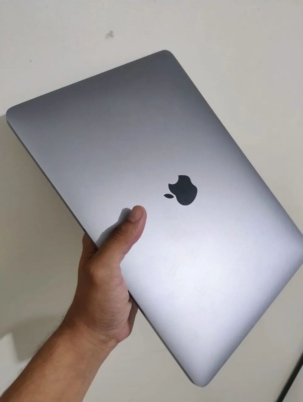 MacBook Pro Touch bar 