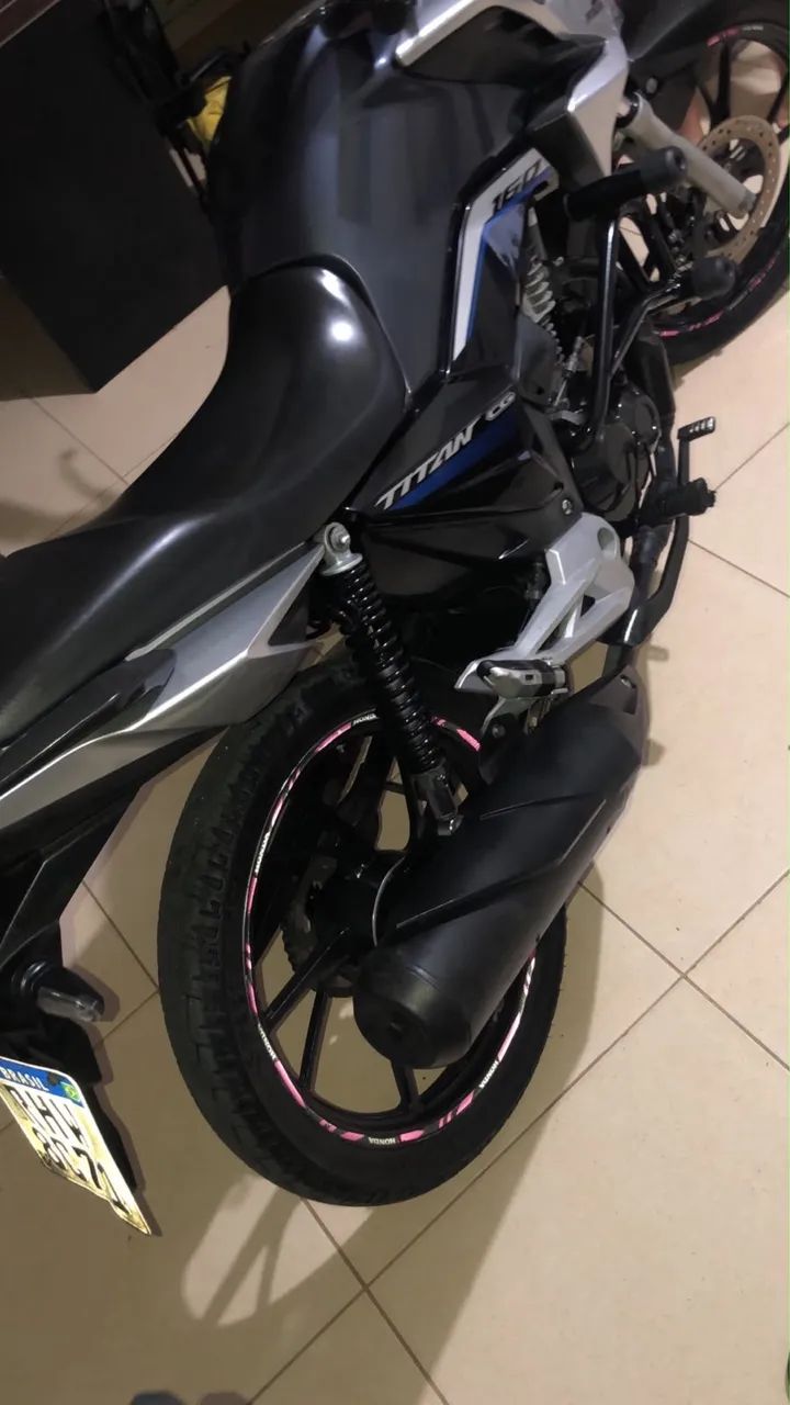 Vendo Titan 2022 - Foto 2