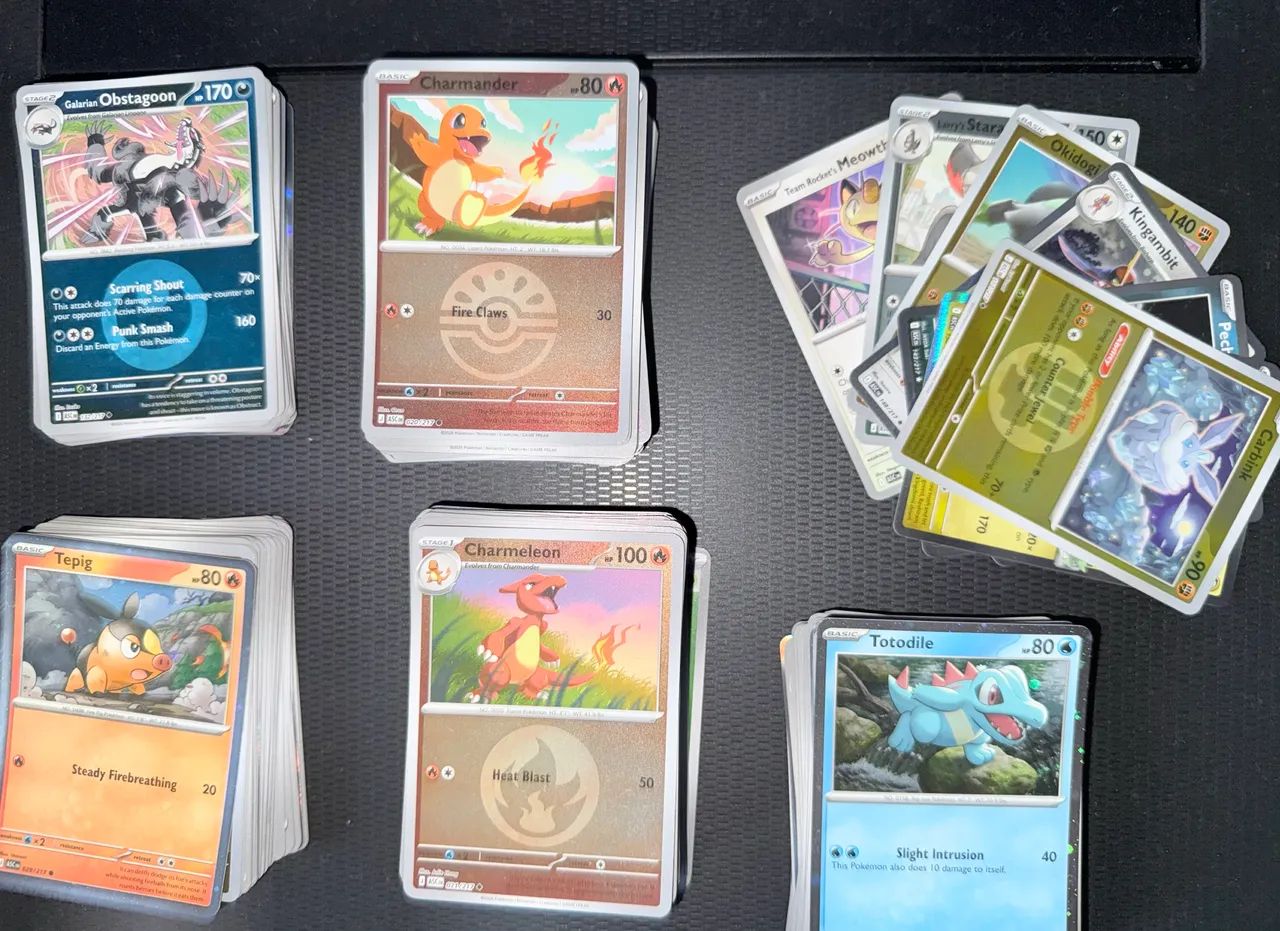 300 cartas pokemon + 20 códigos + 2 brindes - Foto 2