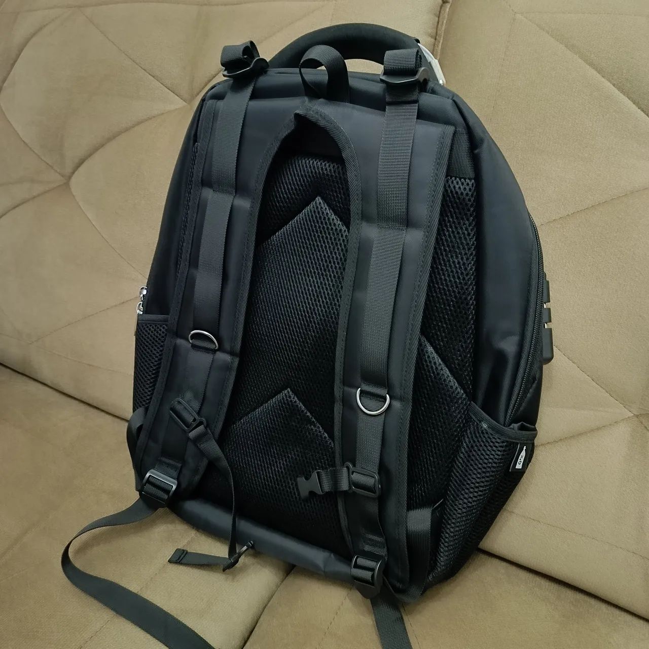 Mochila Executiva Notebook USB - Foto 2