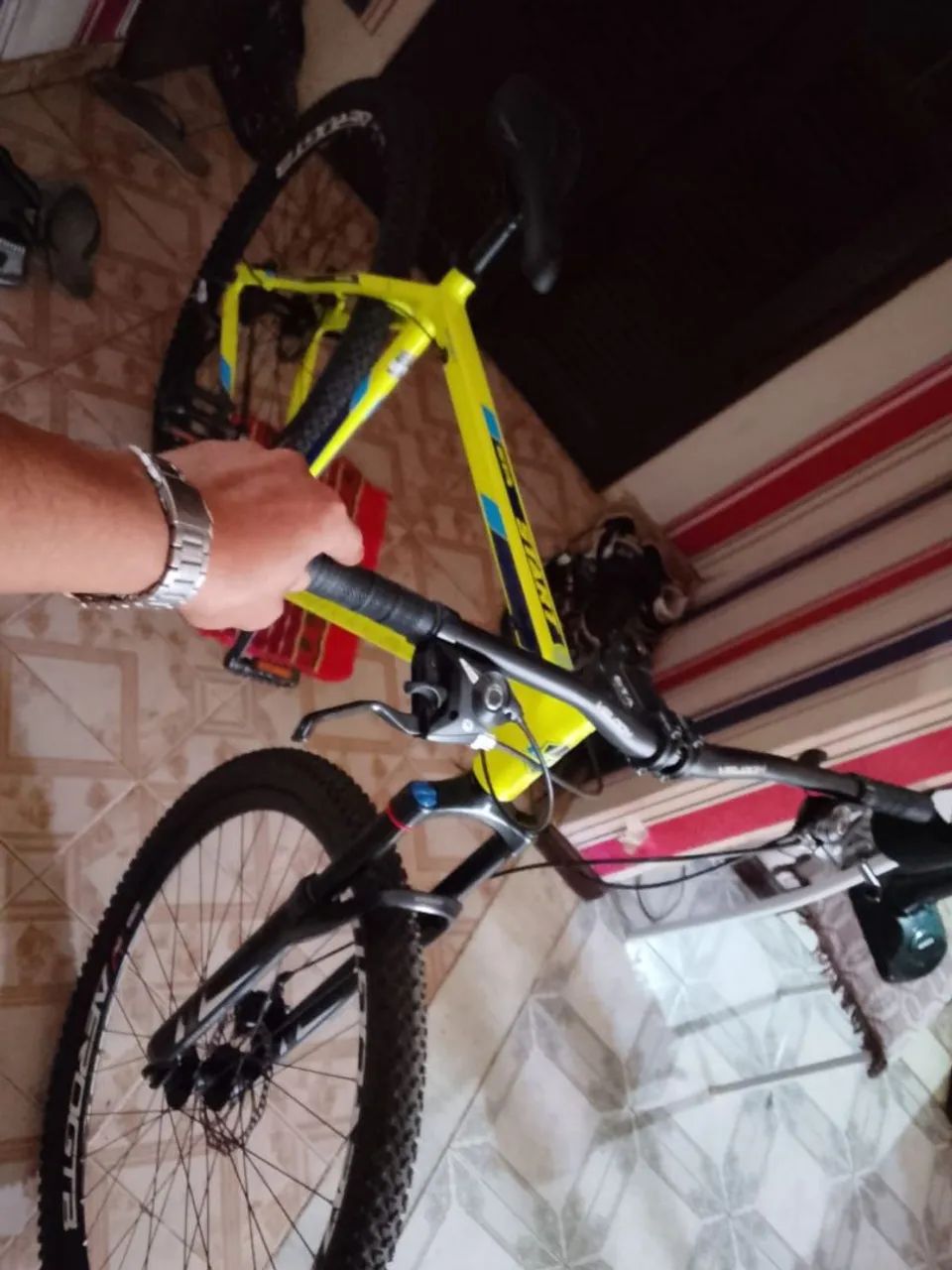 Bicicleta  - Foto 3