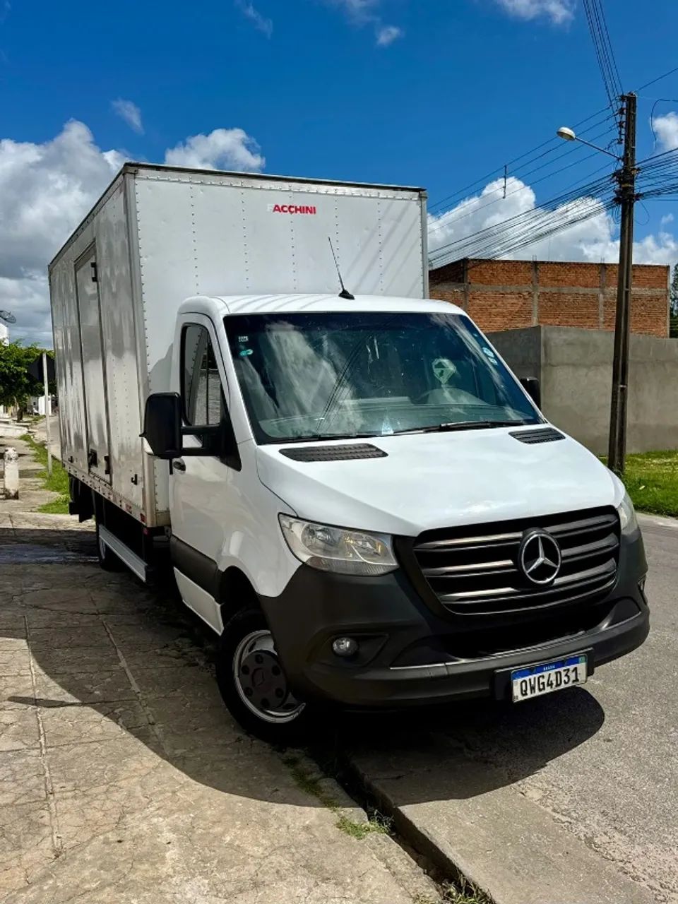 SPRINTER 516 CHASSI LONGO COM BAÚ - ANO 2020