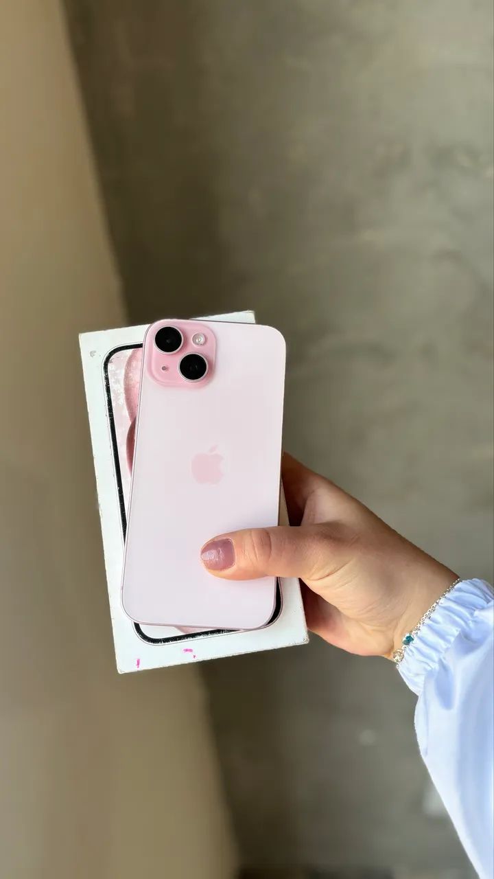 iPhone 15 256GB Rosa com caixa - Celulares e Smartphones - Centro