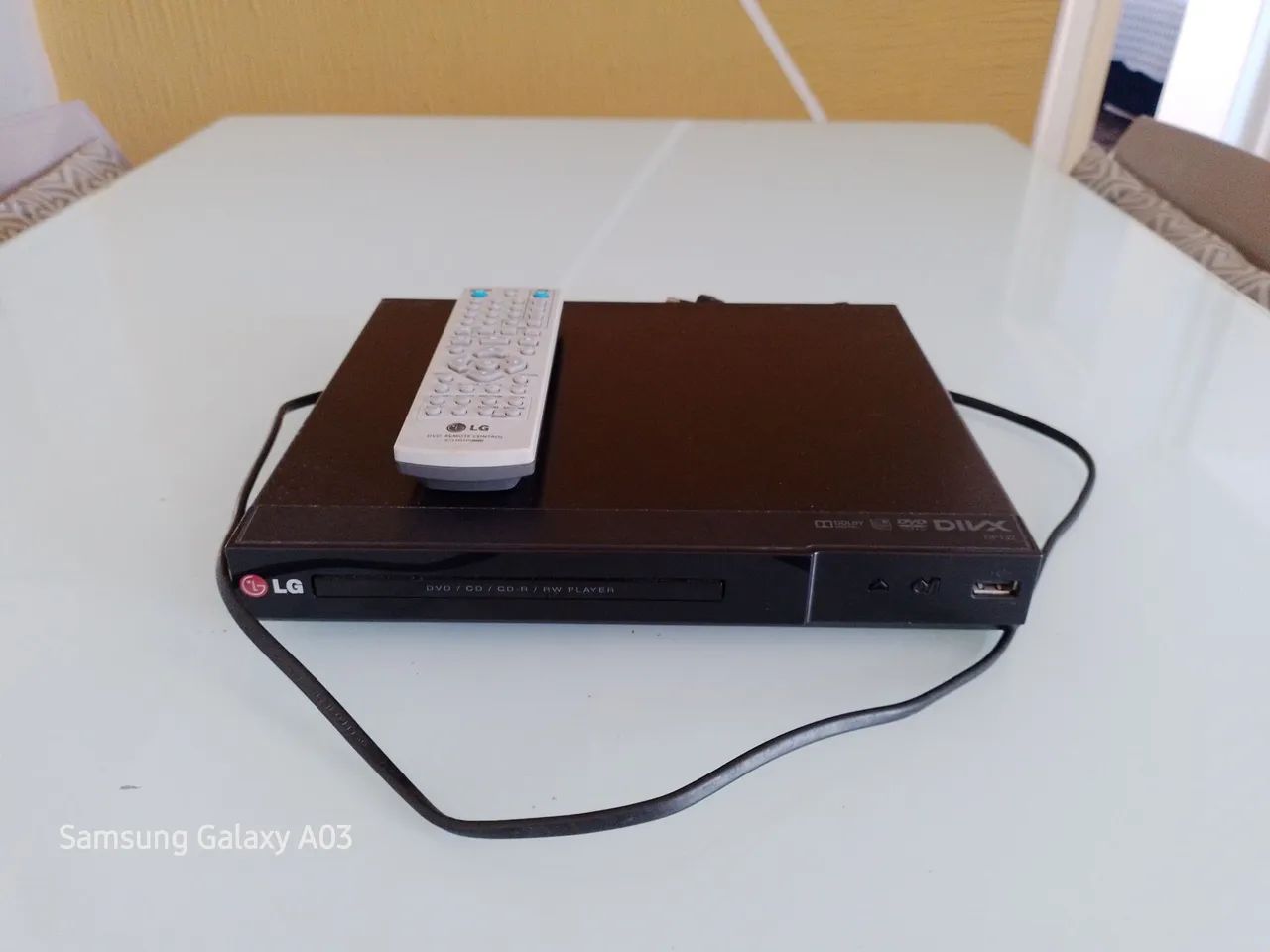 Dvd player LG modelo DP132