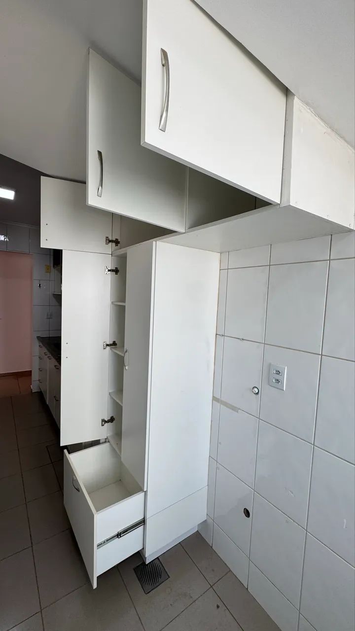 Armários da área de serviço 