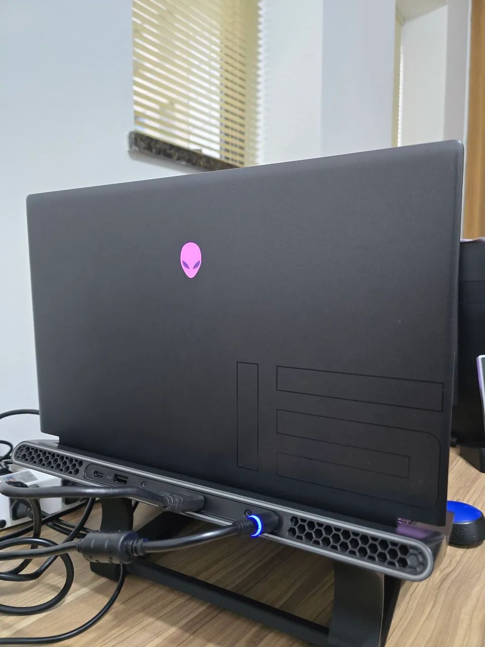 Alienware M15 R7 - Foto 3