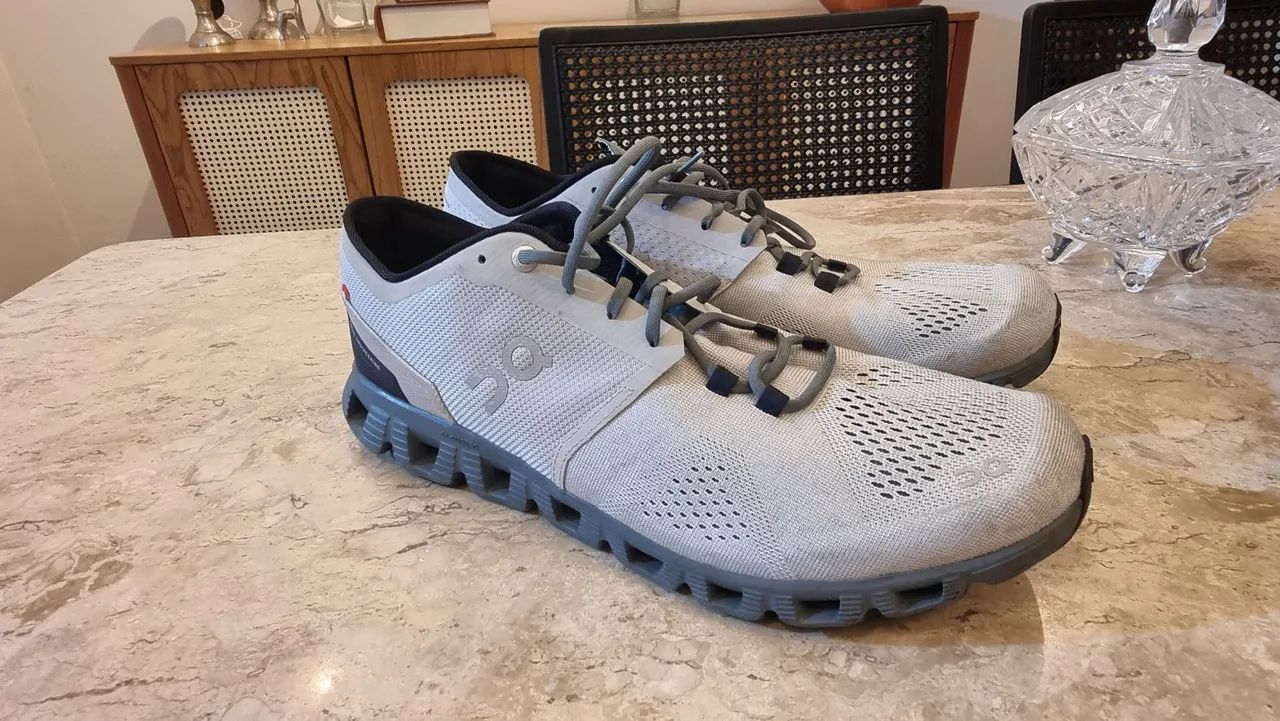 Tênis On Running Cloudtec Helion  - Foto 2