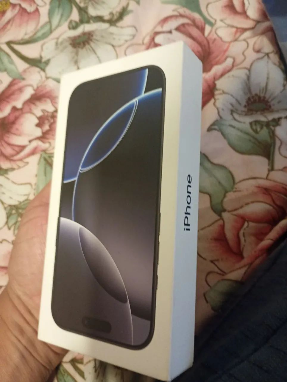 Caixa iPhone 16 pro