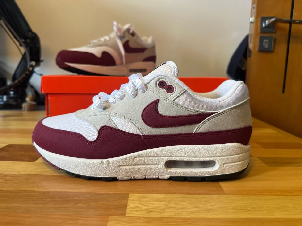 Stranger Things x Nike Air Max 1 '87 Steve Harrington - Calçados
