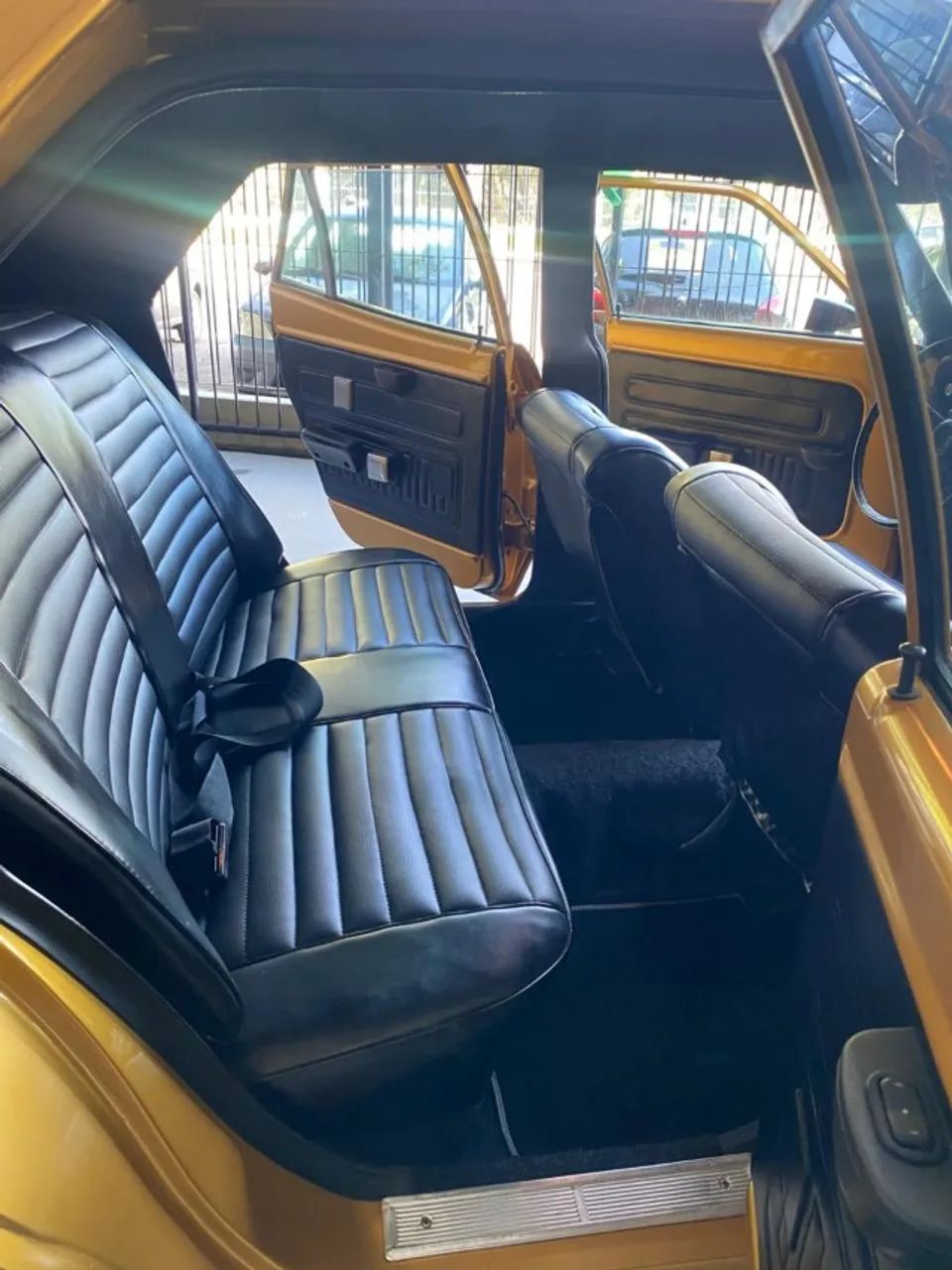 Ford Maverick Super Sedan 6 Cilindros Gasolina 4P Manual 1975 - Foto 6
