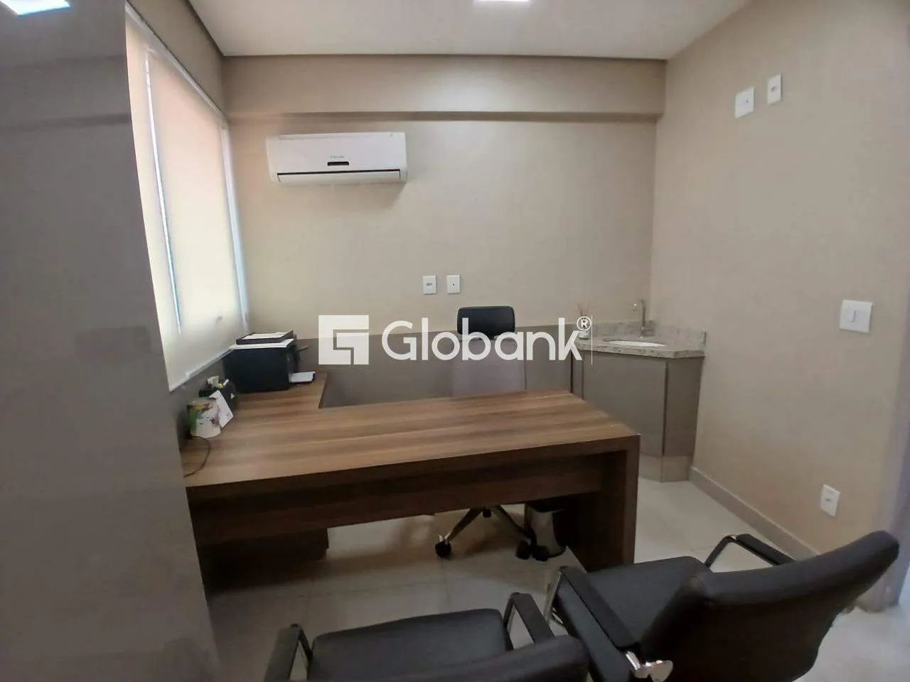 Sala comercial à venda no Centro com 130 m² - Foto 5