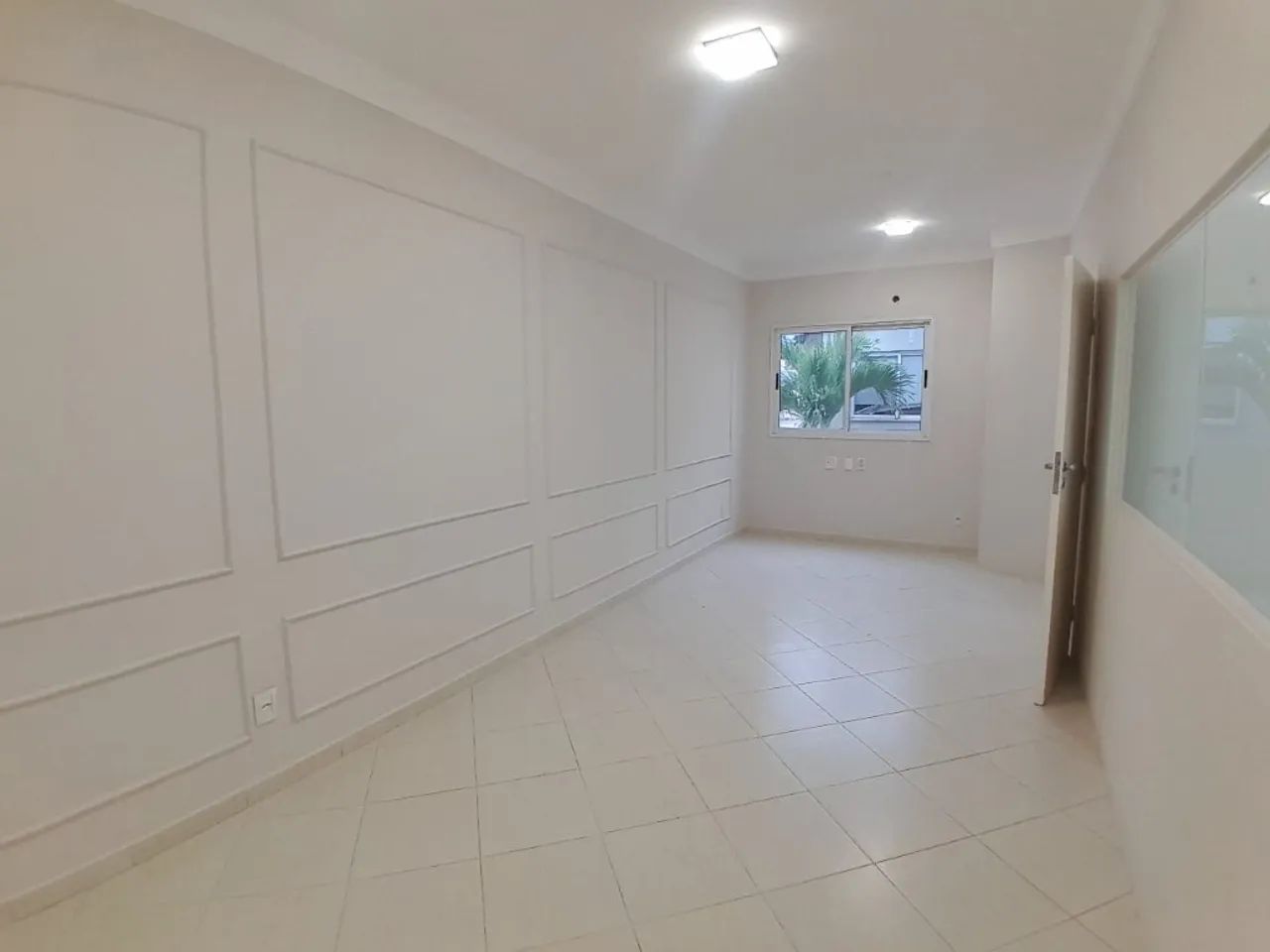 Sala comercial para locação, no Centro em Limeira/SP.