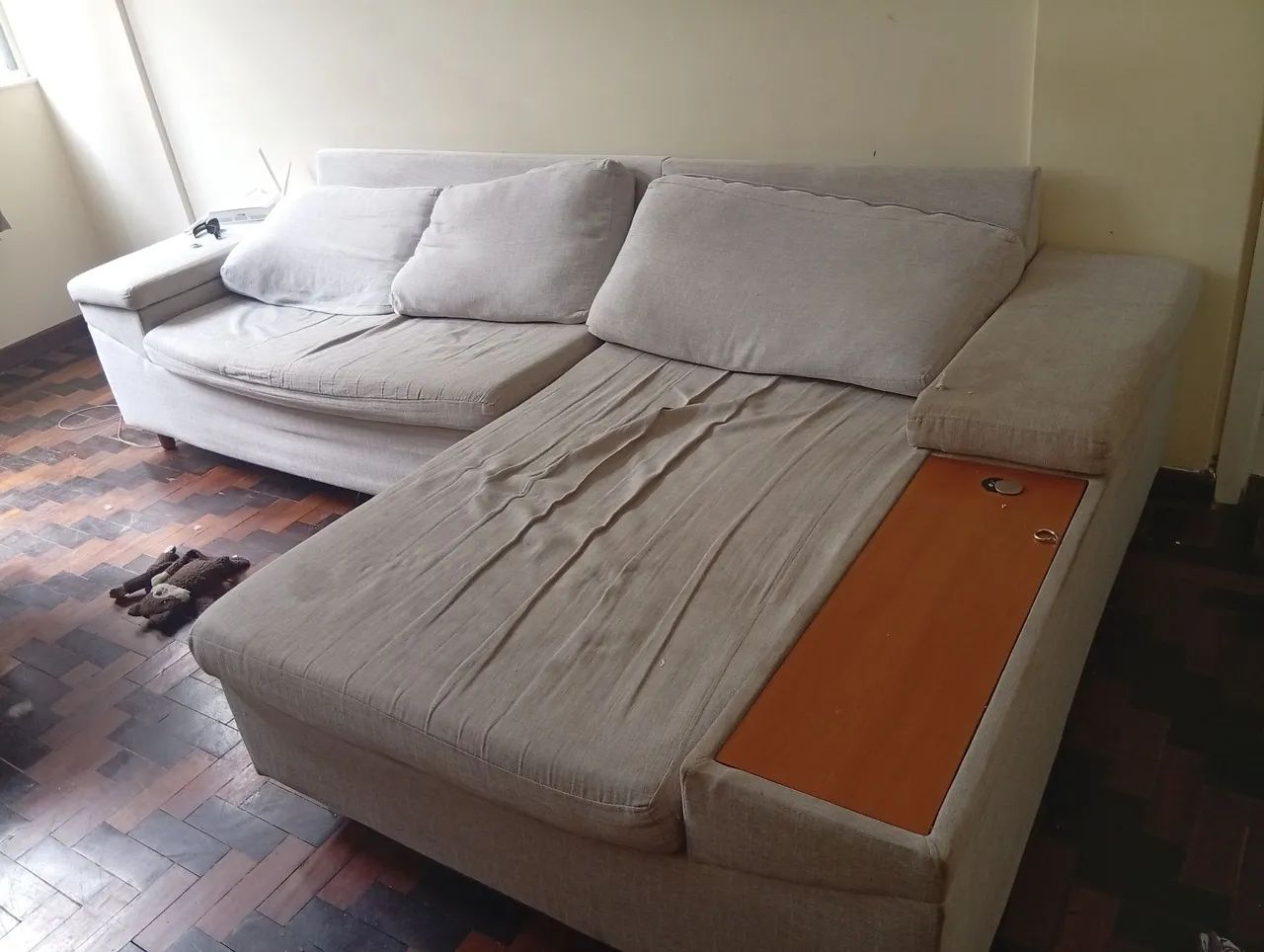 Sofá com entrada para carregador de celular, 5 lugares, 3m - Foto 5
