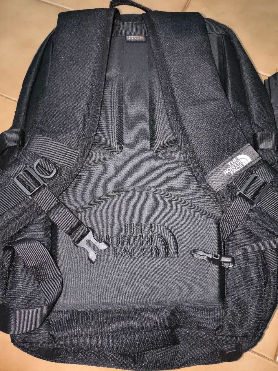 Mochila the norte face preta nova - Foto 3