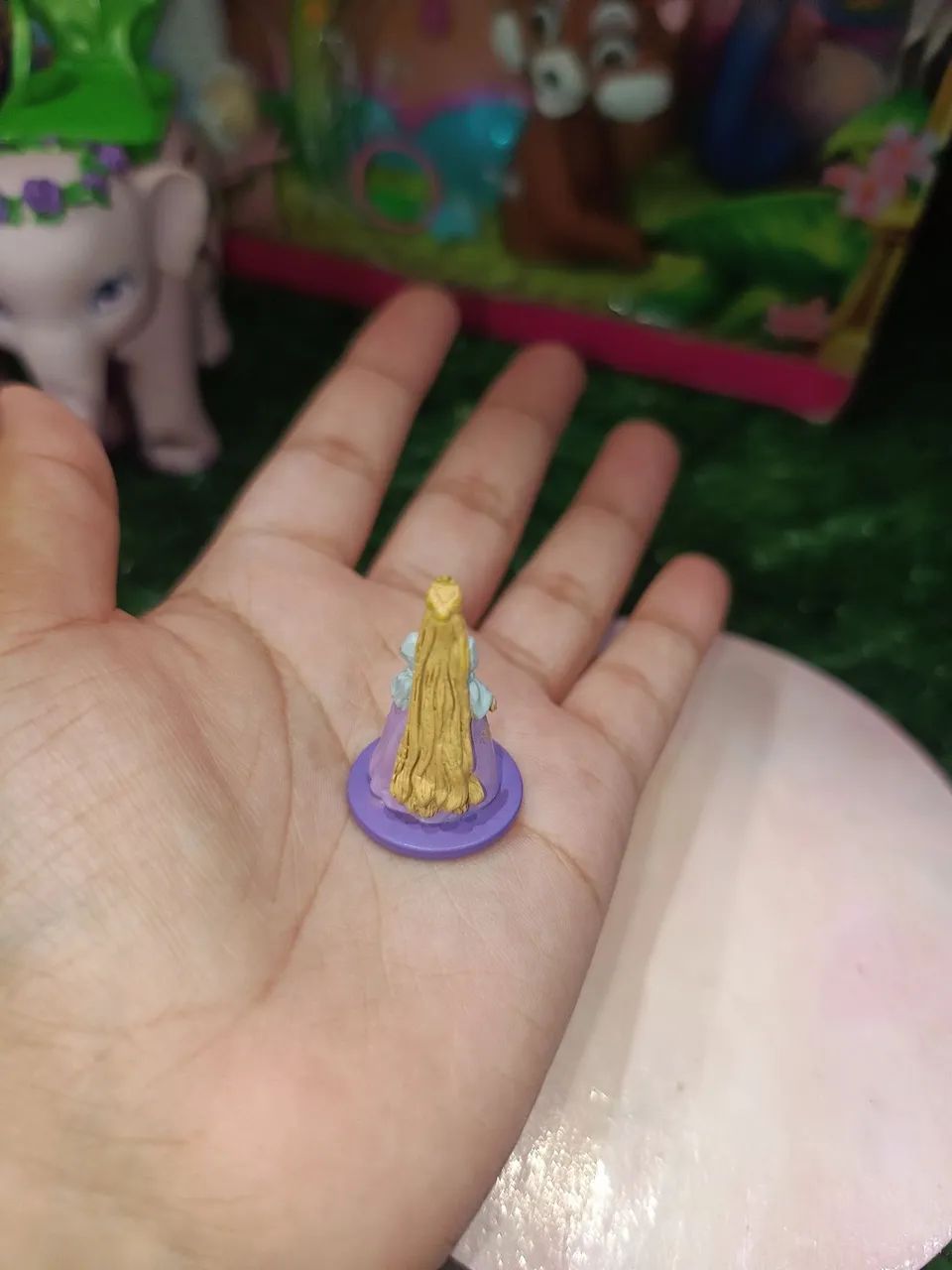 Miniatura original Barbie Rapunzel - Foto 2