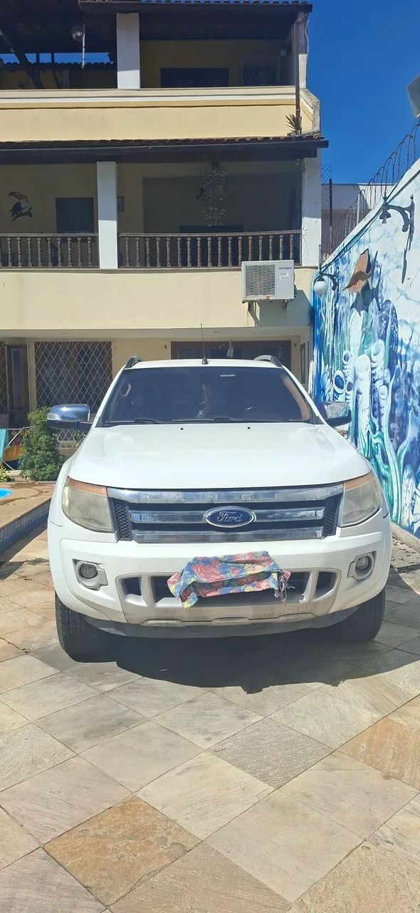 Ford Ranger RANGER LIMITED 3.2 20V 4X4 CD AUT. DIES. 2015