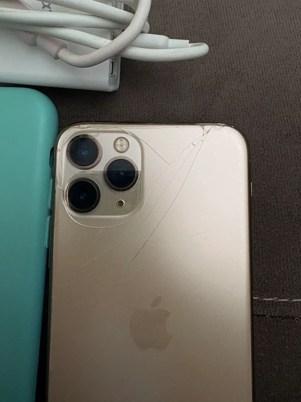 iPhone 11 Pro 64gb - Foto 2