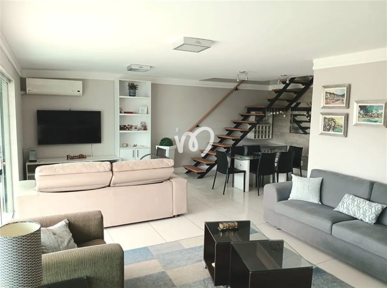 MARAVILHOSA COBERTURA DUPLEX 262M2
