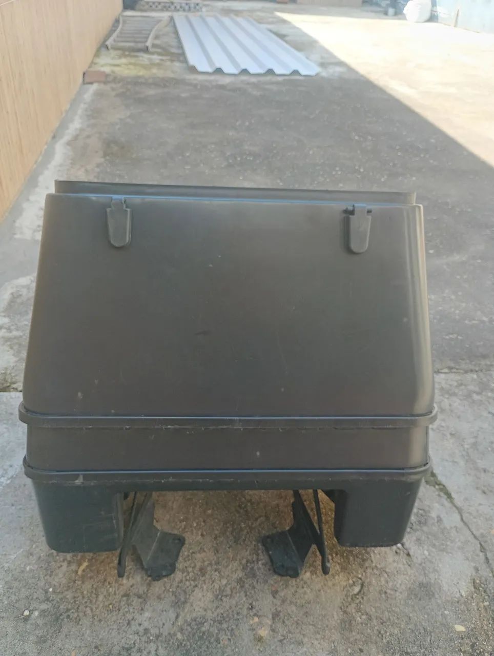 Vendo baú para moto 90 litros  - Foto 3