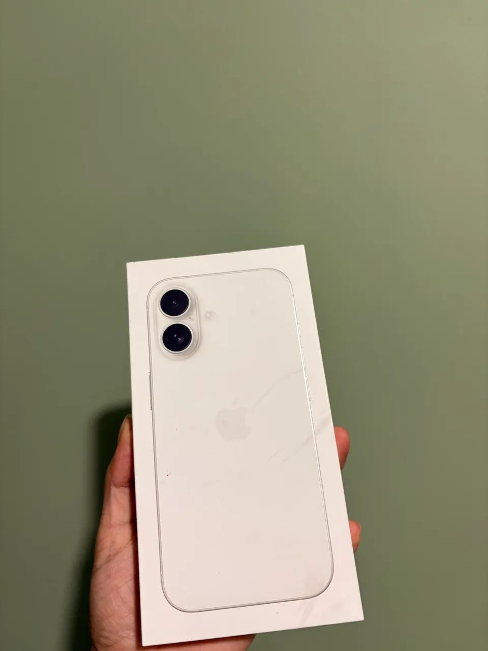 IPHONE 16
