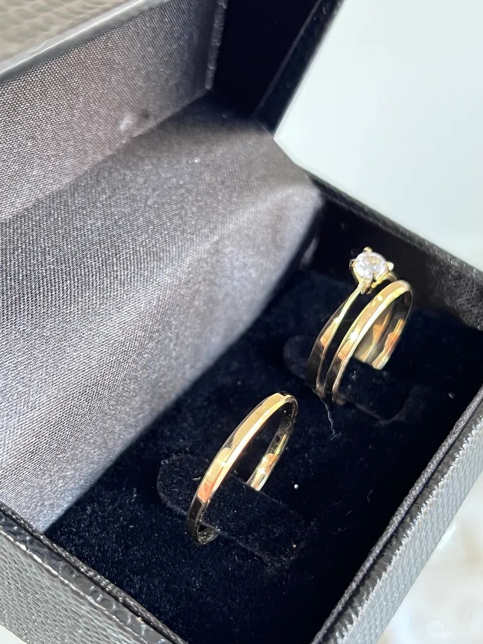 Par de aliança ouro 18k + solitário  - Foto 2