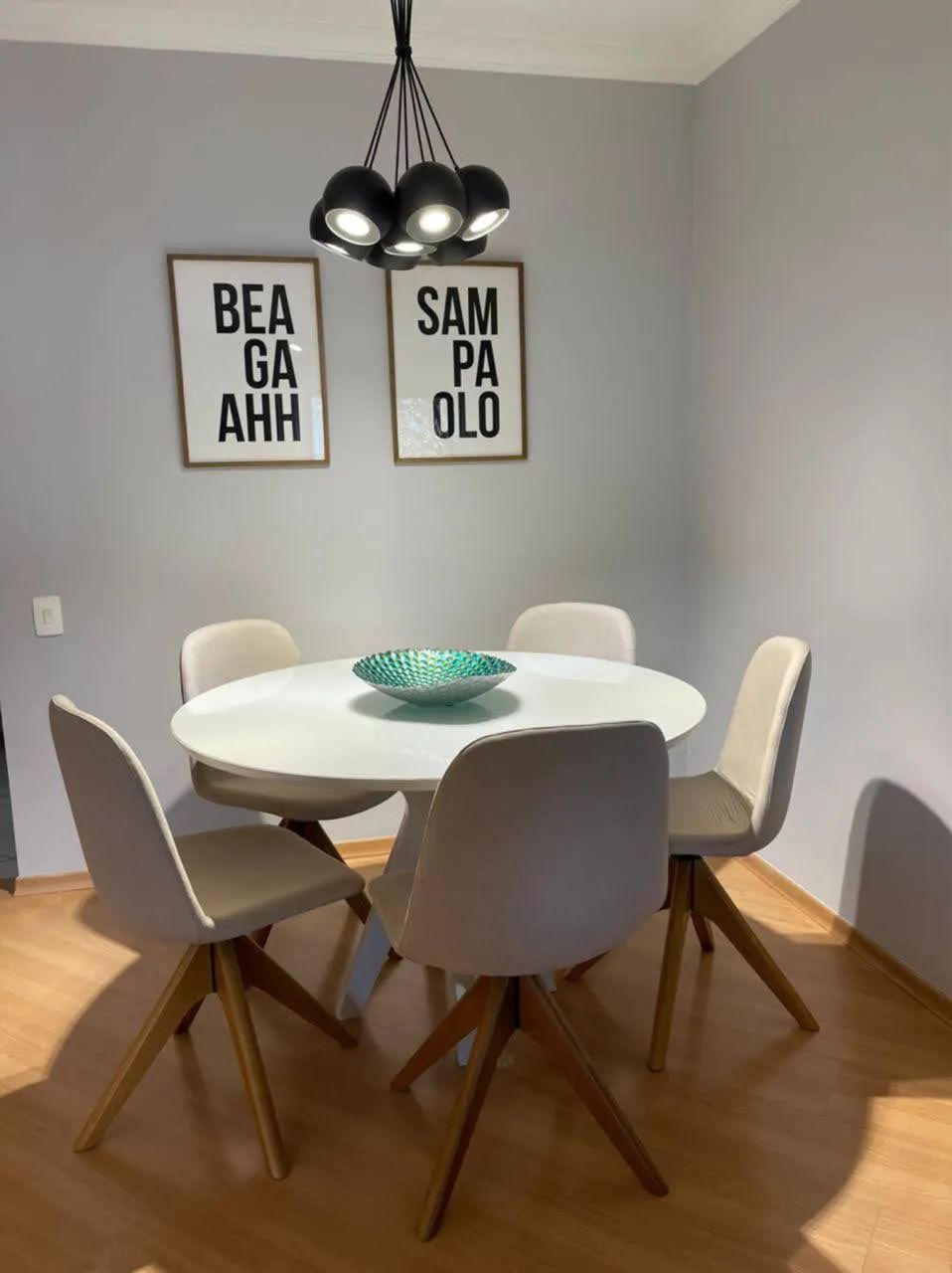 Lindas cadeiras para mesa de jantar 