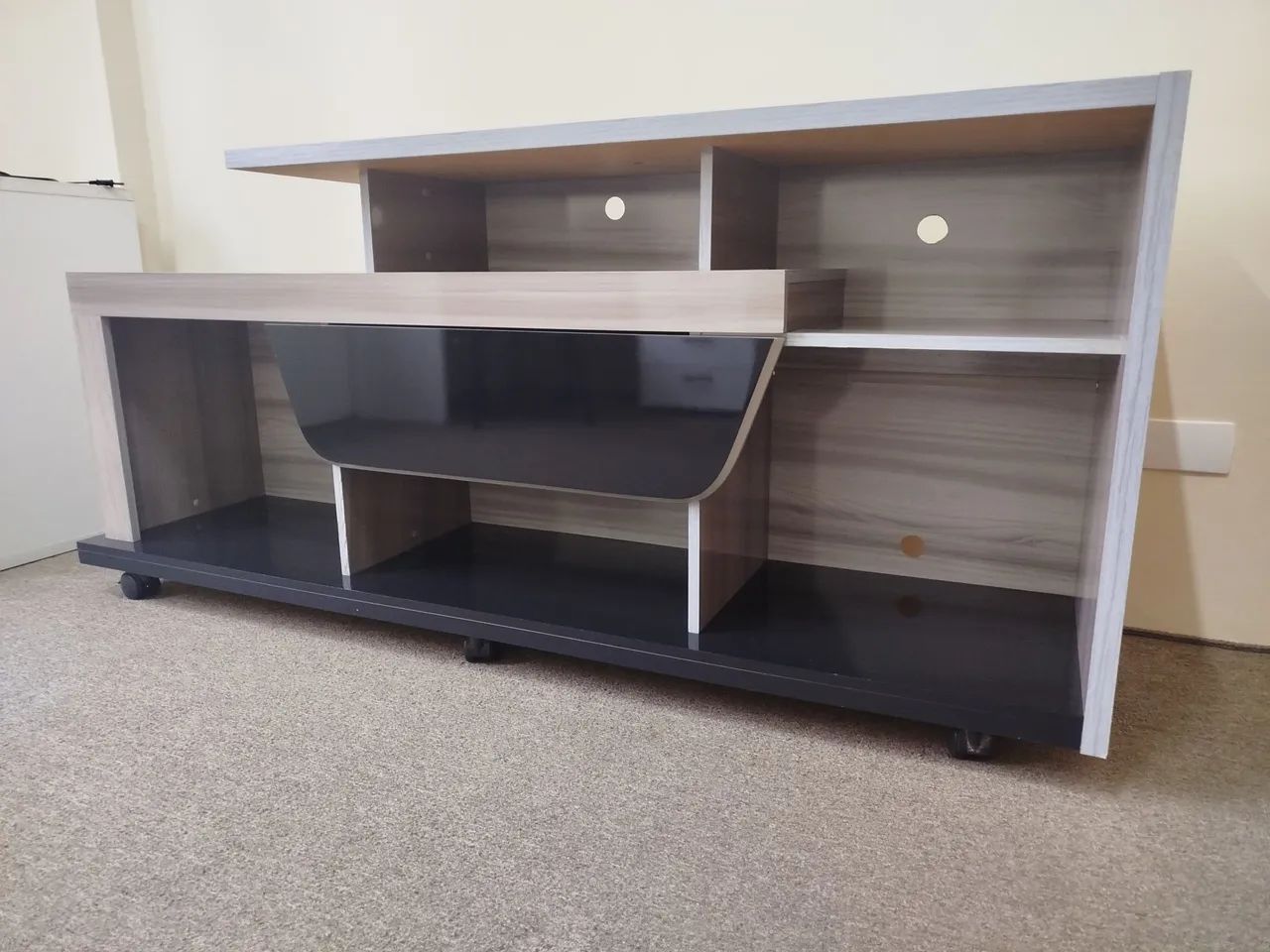 Rack com gaveta bem conservada  - Foto 2