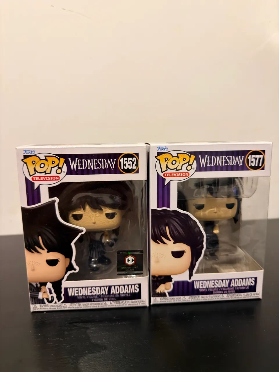 Funkos Wednesday Raven e Umbrella