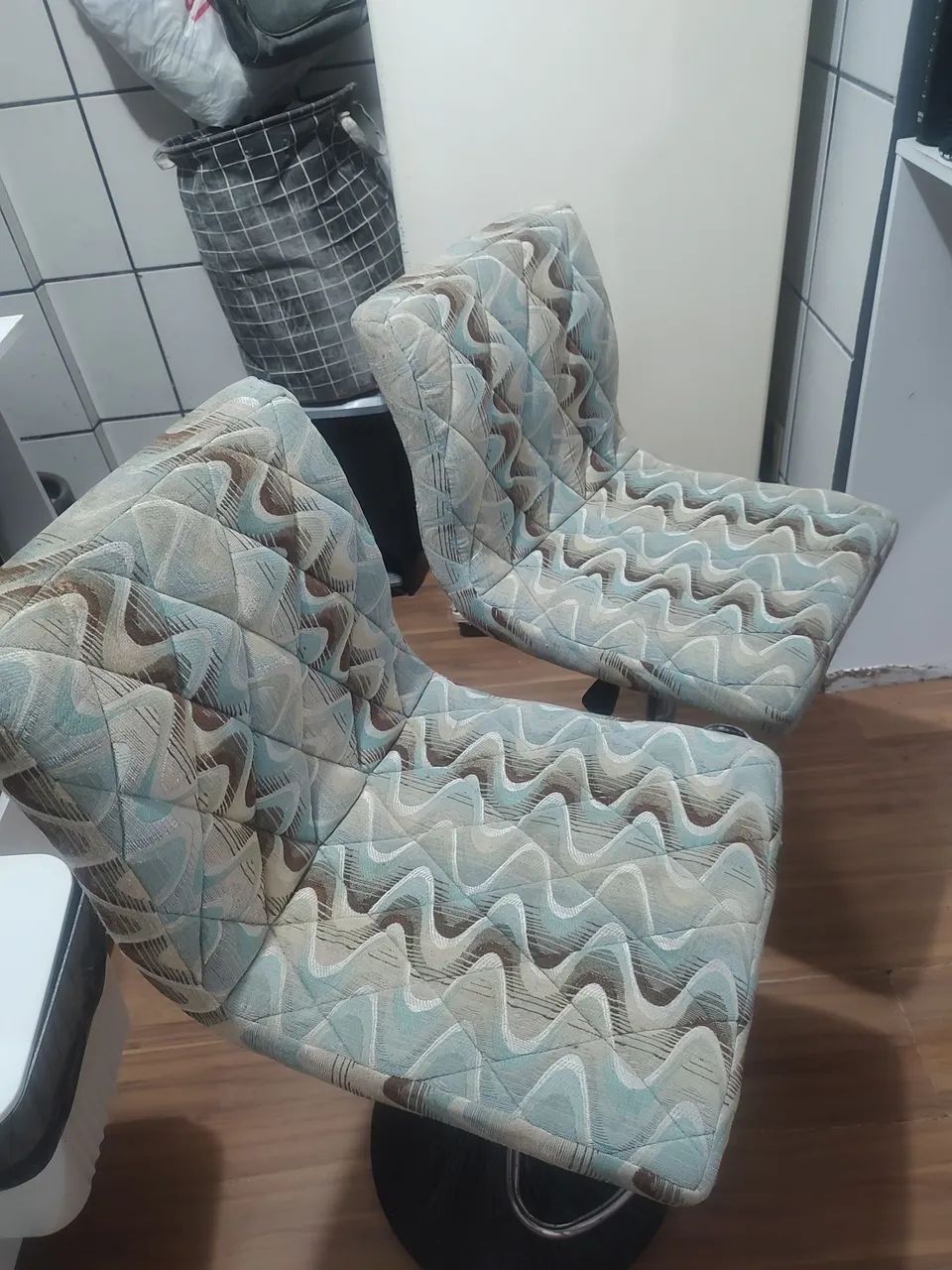 Vendo banquetas estofadas  - Foto 3