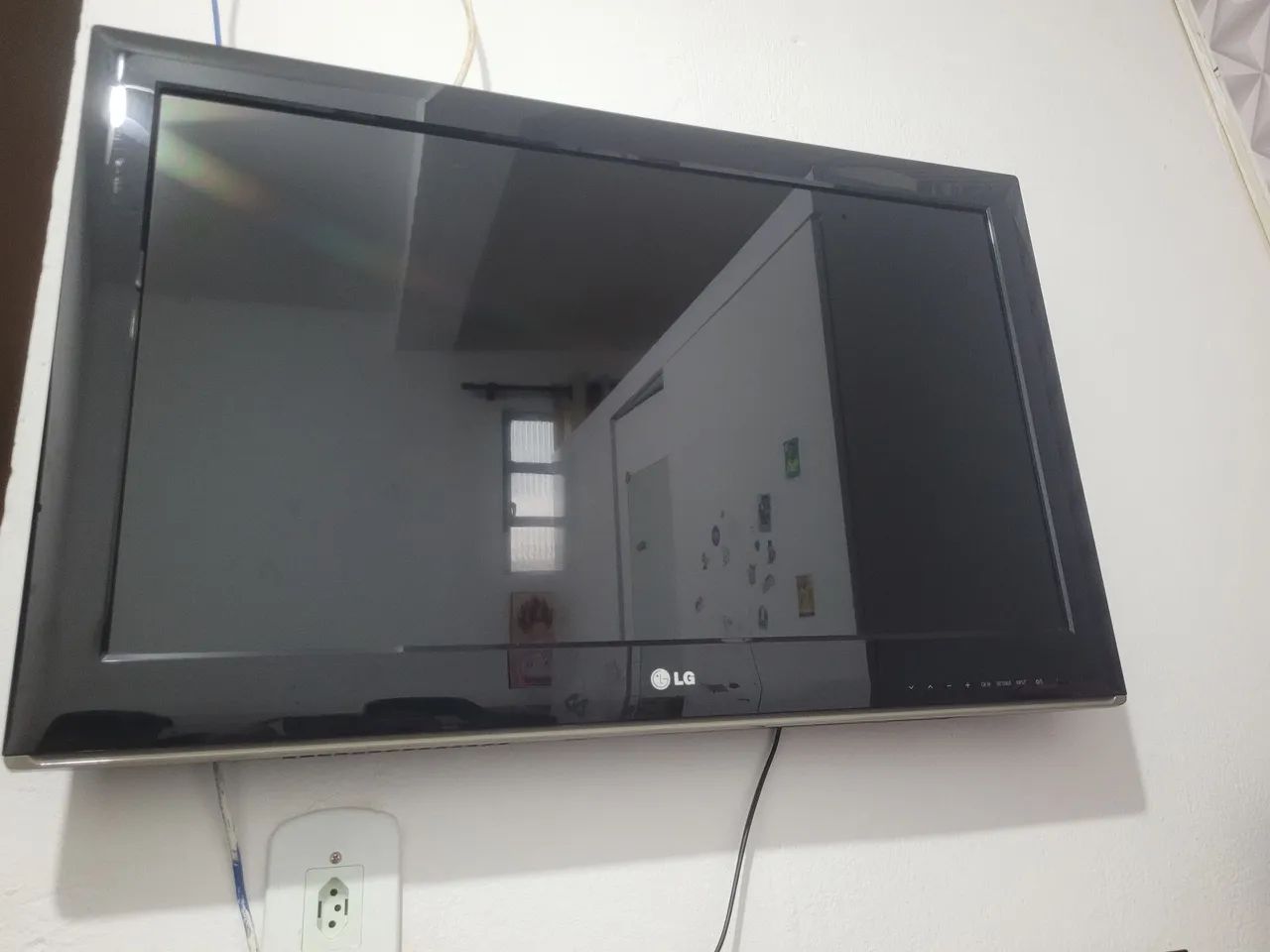 TV LG COM DEFEITO 