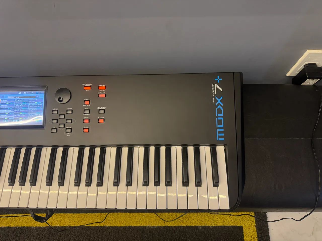 Yamaha MODX 7+ - Foto 2