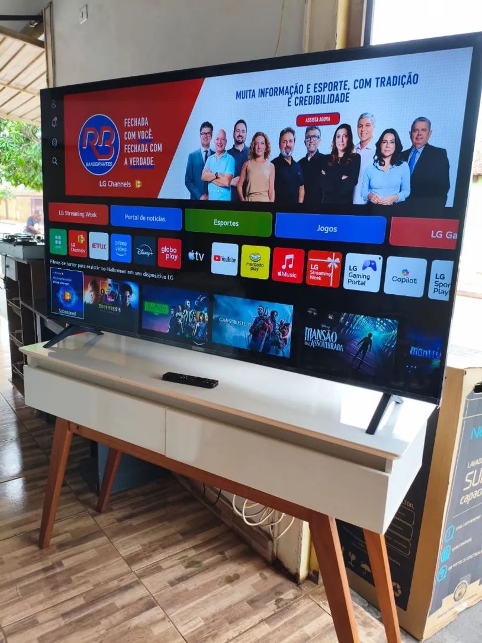 Tv LG 65 Polegadas no plástico ainda  - Foto 2