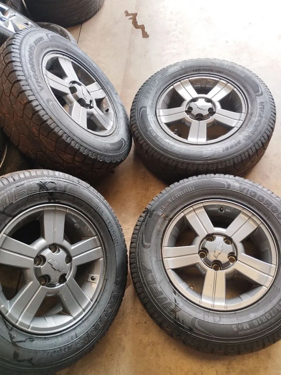Rodas S 10 Aro 16  Rodeio+ Pneus 235/70/16  - Foto 3